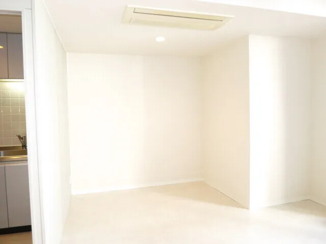 FLEG Akasaka - Interior - ["Flooring", "Wall", "Floor"]