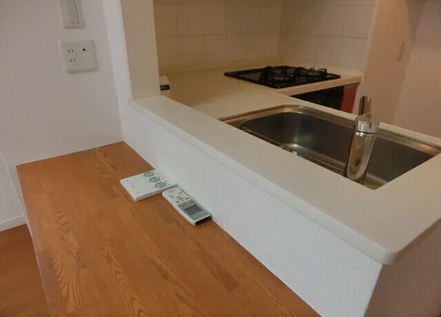 Grand Suite Ginza Resty Monarch - Interior - ["Tap", "Cabinetry", "Sink"]