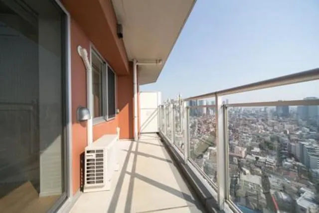 Unison Tower - Interior - ["Daytime", "Apartment", "Urban area"]