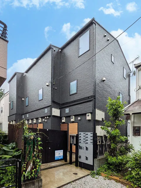 Brilliant Kanamecho - Exterior - ["Composite material", "Apartment", "Daylighting"]