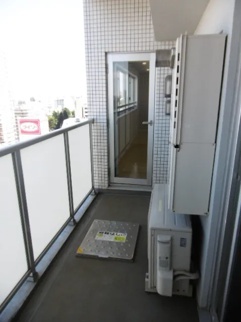 Leaf Comfort Akabane - Interior - ["Floor", "Flooring", "Apartment"]