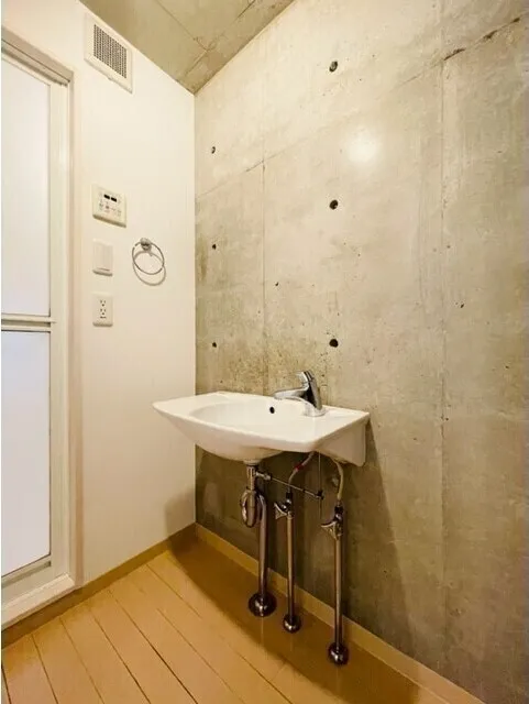 Nakano Nine's Core - Interior - ["Tap", "Sink", "Bathroom sink"]