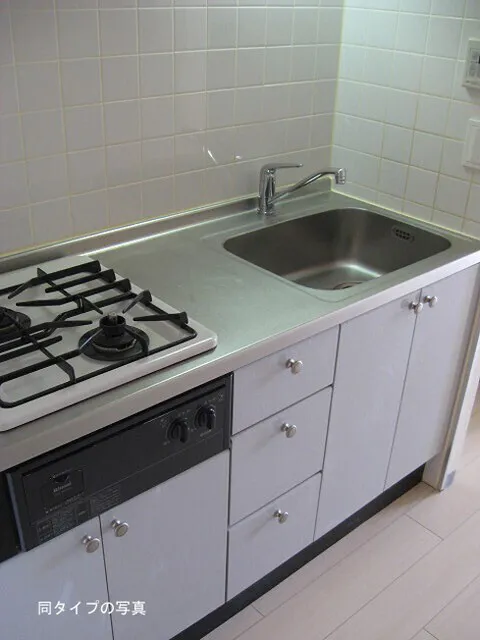 Comforia Oyama - Interior - ["Property", "Cabinetry", "Sink"]