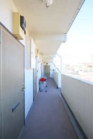 Pleure Shin-Itabashi - Exterior - ["Floor", "Apartment", "Daylighting"]