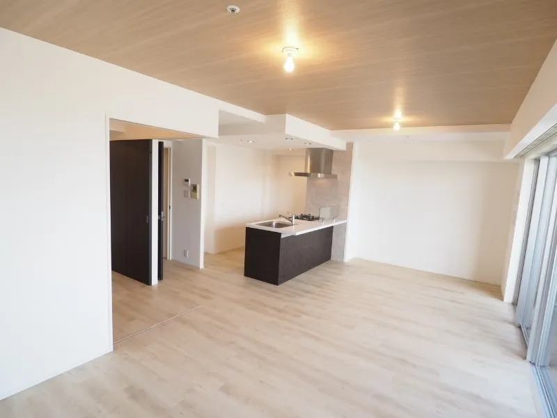 Residia Tower Kamiikebukuro (Tower Building) - Interior - ["Flooring", "Floor", "Wood"]