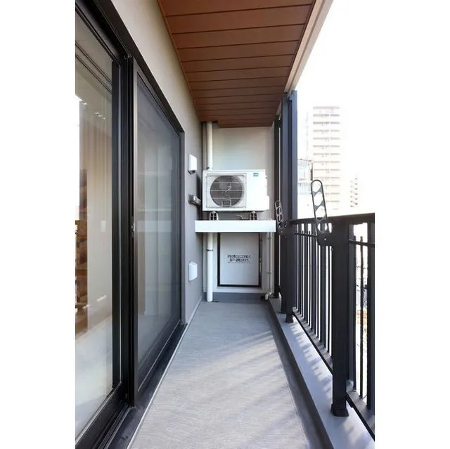 HF Ueno Residence EAST - Interior - ["Building", "Window", "Wood"]