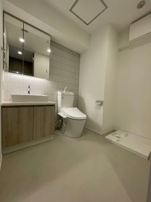 Milia Residence Shinjuku Gyoen II - Interior - ["Flooring", "Floor", "Interior design"]