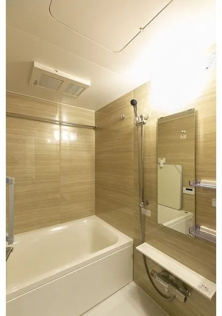 La Douceur Sugamo West - Interior - ["Bathroom", "Flooring", "Plumbing fixture"]