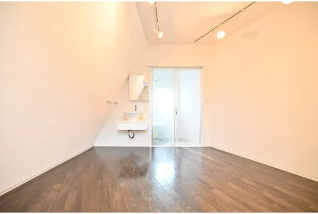 Maple Shin Nakano - Interior - ["Flooring", "Floor", "Wood"]