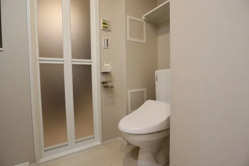 Atrio Flats Togoshi - Interior - ["Toilet seat", "Wall", "Toilet"]