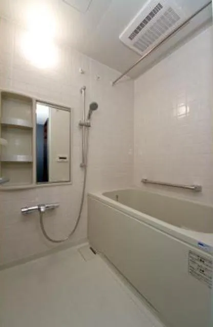 Park Avenue Jinnan - Interior - Shower room with bathtub