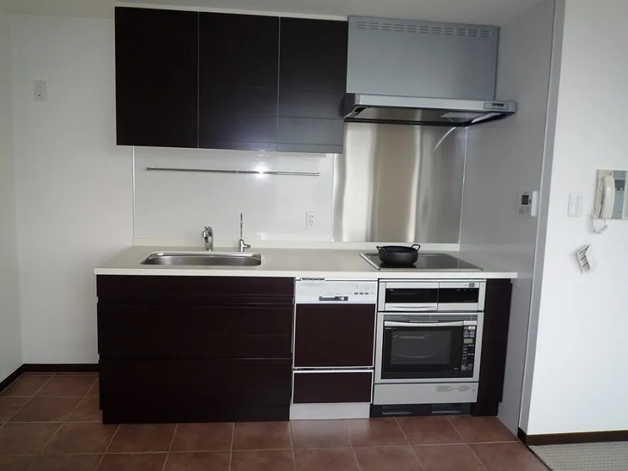 Residia Tower Nogizaka - Interior - ["Building", "Cabinetry", "Countertop"]