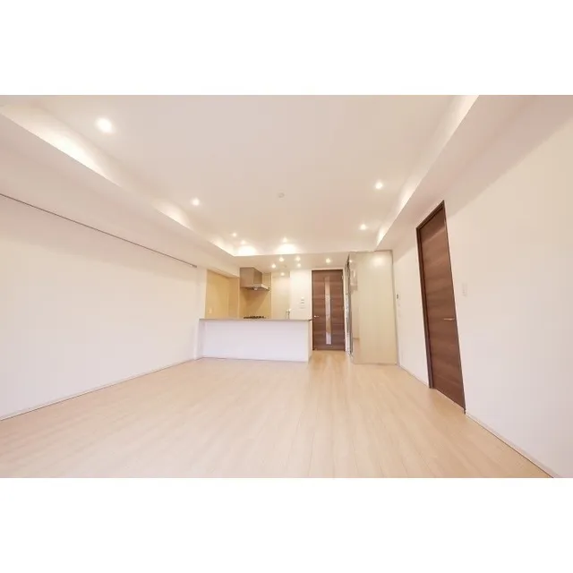 Comforia Shinjuku East Side Tower - Interior - ["Fixture", "Wood", "Flooring"]