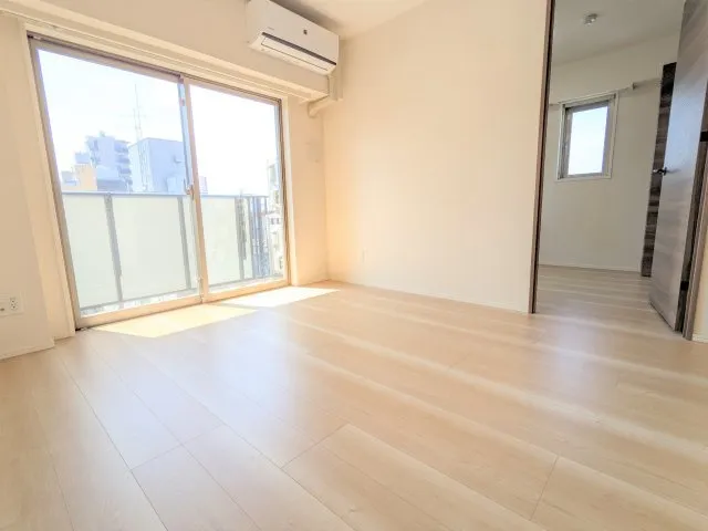 Maxive Asakusa - Interior - ["Flooring", "Wood flooring", "Floor"]