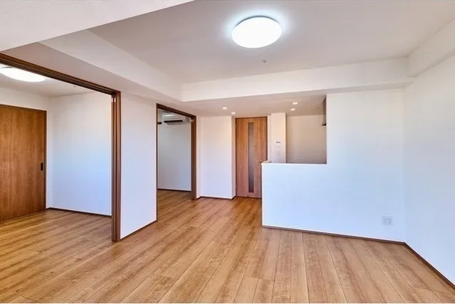 Gran Casa Oku - Interior - ["Flooring", "Floor", "Wood flooring"]