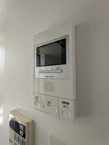 Faret Yoyogi Uehara - Interior - ["Electronic device", "Technology", "Machine"]