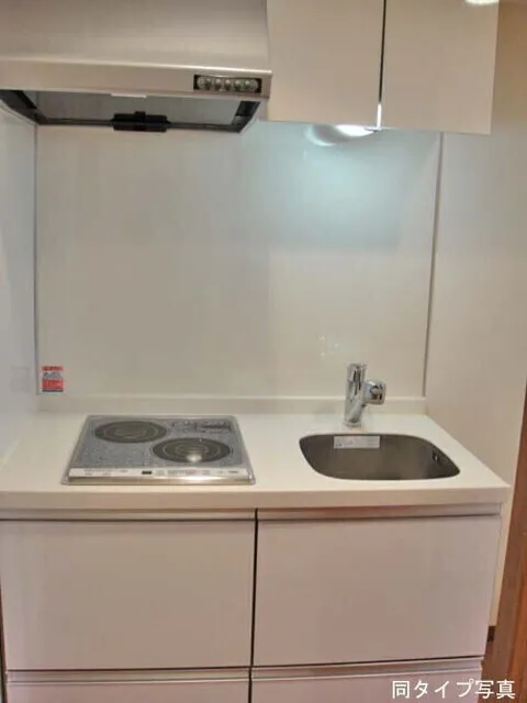Comforia Shimokitazawa - Interior - ["Sink", "Cabinetry", "Tap"]