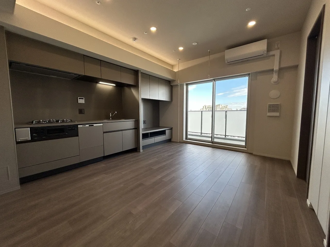 Blanchiesta Kiba - Interior - ["Flooring", "Floor", "Interior design"]
