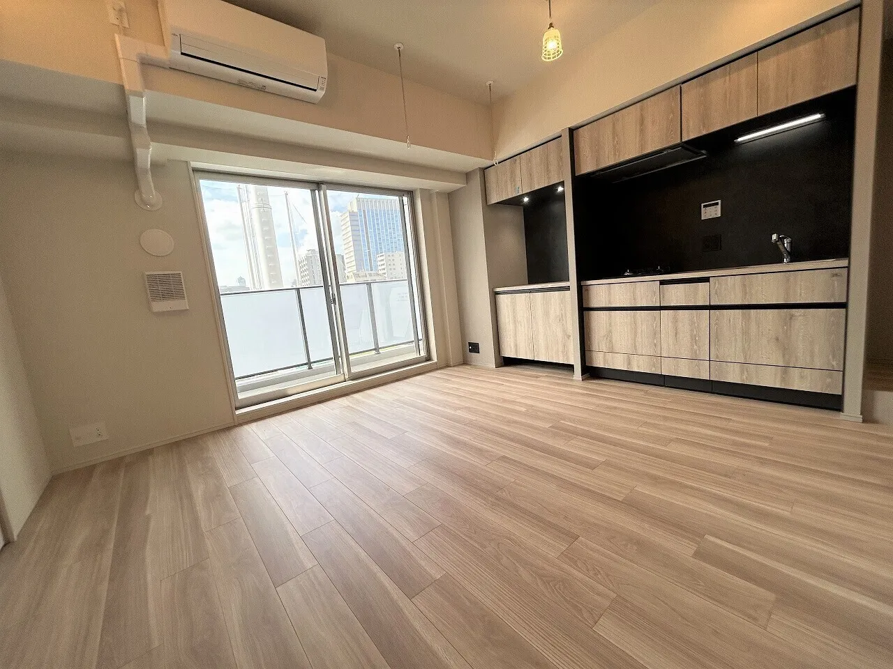 Blanchiesta Kiba - Interior - ["Flooring", "Wood flooring", "Wood"]