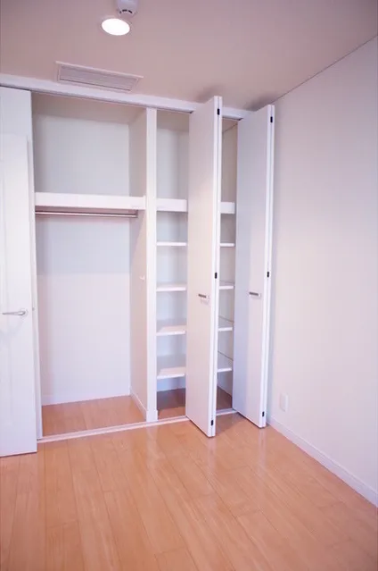 Shibuya Property Tower - Interior - ["Room", "Property", "Building"]