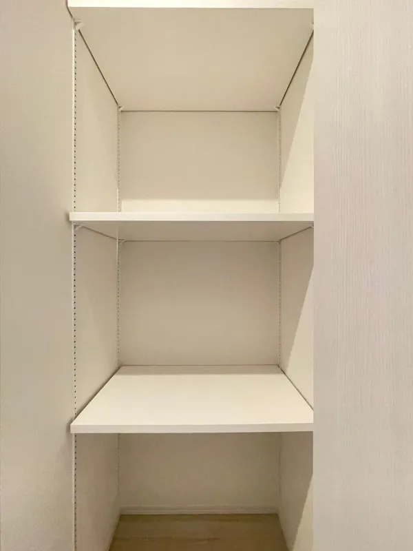 Residia Ueno Ikenohata - Interior - ["Shelving", "Wood", "Shelf"]