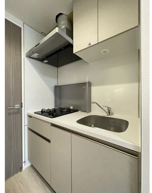 Daffitto Kinshicho - Interior - ["Kitchen", "Flooring", "Major appliance"]