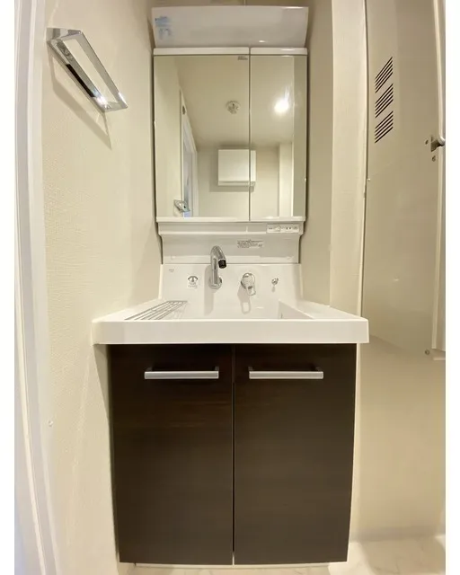 Glorio Shelt Magome - Interior - ["Bathroom Sink", "Plumbing fixture", "Sink"]
