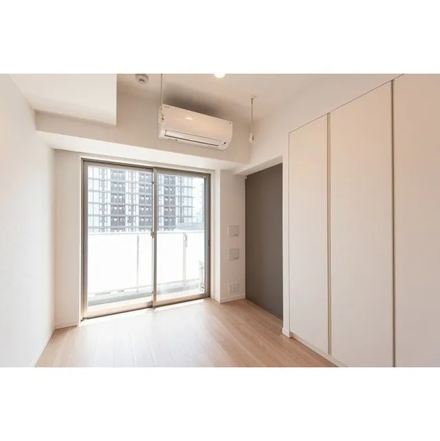 Azure Terrace Toyocho - Interior - ["Window", "Building", "Fixture"]