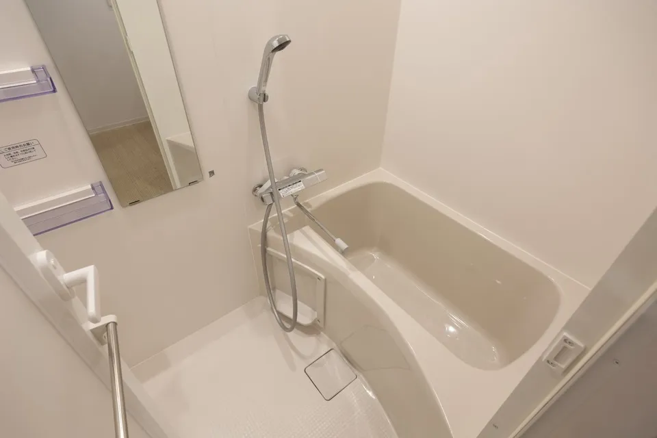 Hmlet Nakano Sakaue - Interior - ["Plumbing fixture", "Bathroom", "Flooring"]