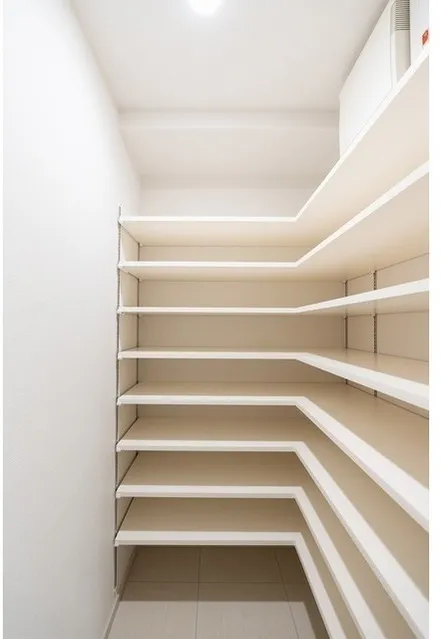 Comforia Higashiueno - Interior - ["Building", "Fixture", "Rectangle"]
