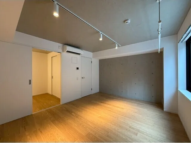 Project Kita-Shinjuku - Interior - ["Flooring", "Ceiling", "Floor"]