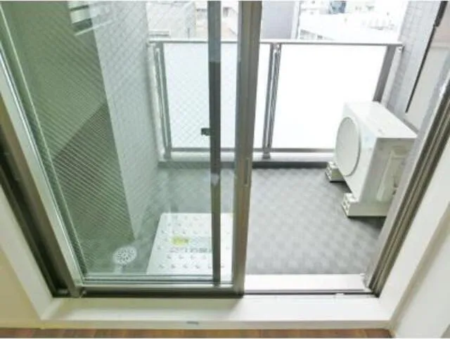 Park Axis Kodenmacho - Interior - ["Product", "Window", "Glass"]
