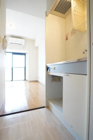 Iogi Homes - Interior - ["Flooring", "Floor", "Apartment"]