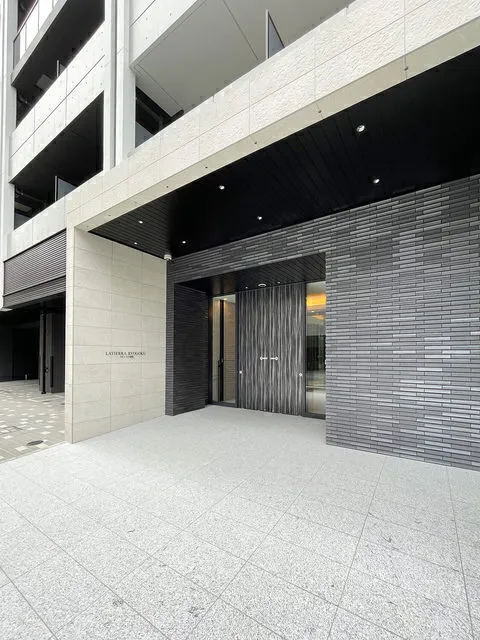 Latiera Ryogoku - Exterior - ["Rectangle", "Architecture", "Interior design"]