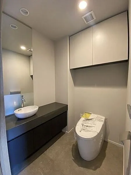 The Parkhouse Chiyoda Rokubancho - Interior - ["Interior design", "Flooring", "Plumbing fixture"]
