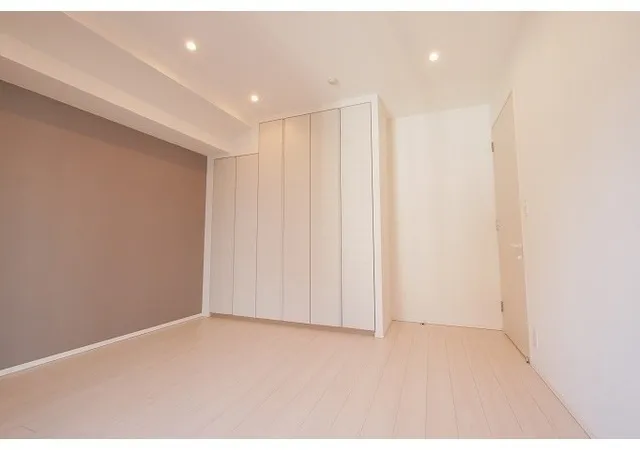Comforia Shinjuku East Side Tower - Interior - ["Flooring", "Floor", "Wood"]