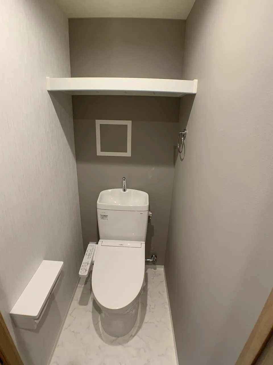 LiveFlat Kinshicho - Interior - ["Building", "Toilet", "Automotive design"]