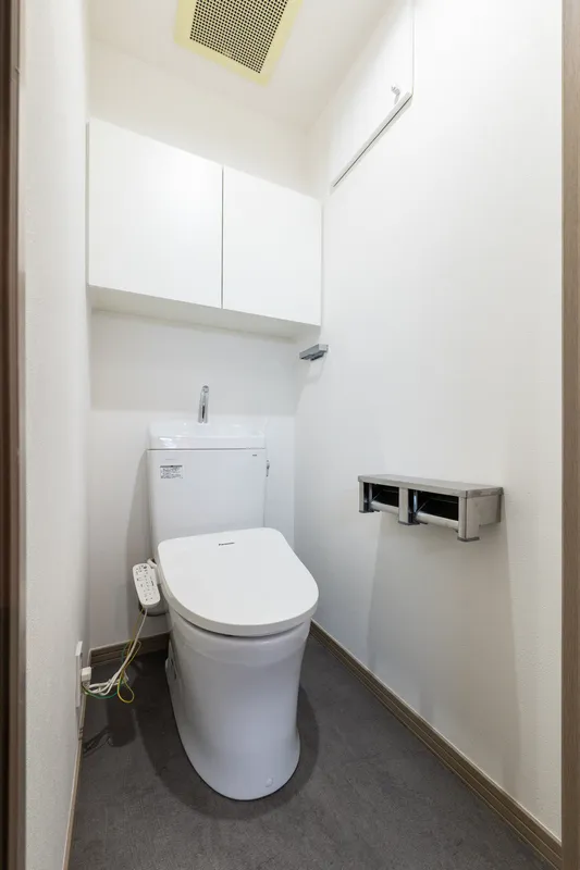 Hishiwa Palace Gotanda West - Interior - ["Toilet seat", "Plumbing fixture", "Toilet"]