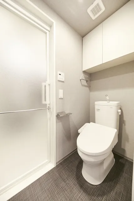 BCN Residence Hatchobori - Interior - ["Toilet seat", "Toilet", "Plumbing fixture"]