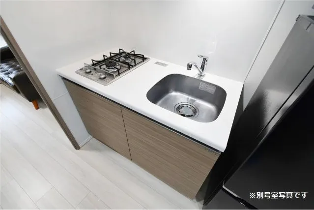 Makes Design Monzen-Nakacho River Place - Interior - ["Flooring", "Floor", "Plumbing fixture"]