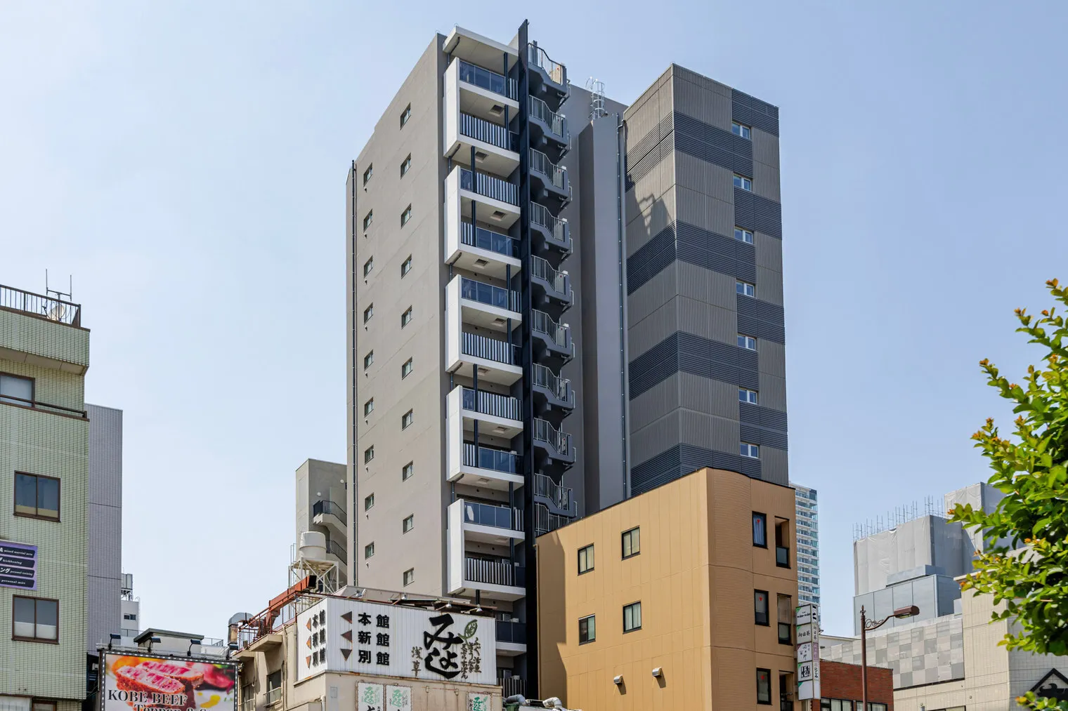 Brilia ist Asakusa - Exterior - []