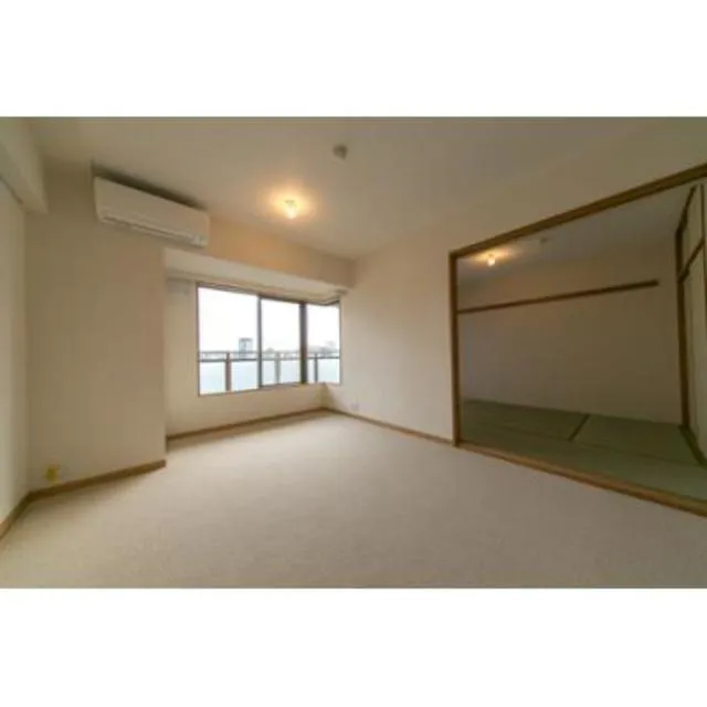 Park Heim Nakanosakaue - Interior - ["Window", "Building", "Fixture"]