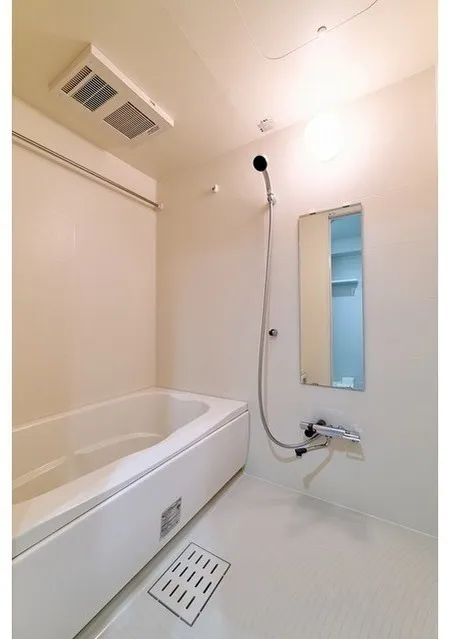 Gran Casa Hikifune II - Interior - ["Flooring", "Plumbing fixture", "Floor"]