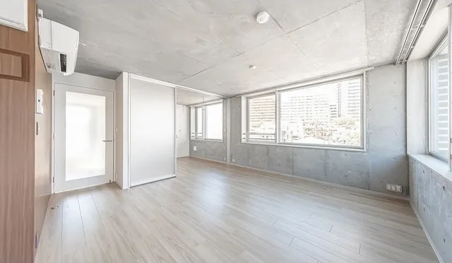 Well Square Hatsudai - Interior - ["Window", "Building", "Fixture"]