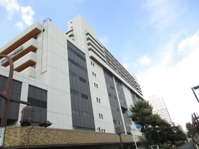 Maison Sunshine - Exterior - ["Cloud", "Sky", "Building"]