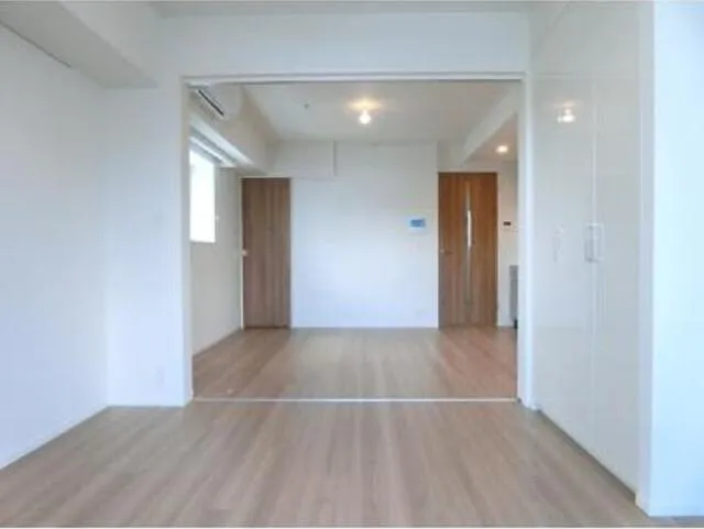 Park Axis Ochanomizu Hilltop - Interior - ["Property", "Building", "Fixture"]