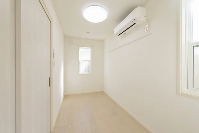 Duo Minamidai B - Interior - ["Flooring", "Floor", "Wood"]