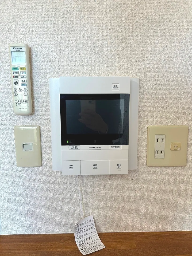 LaSante Kiba Park - Interior - ["Electronic device", "Technology", "Electronics"]