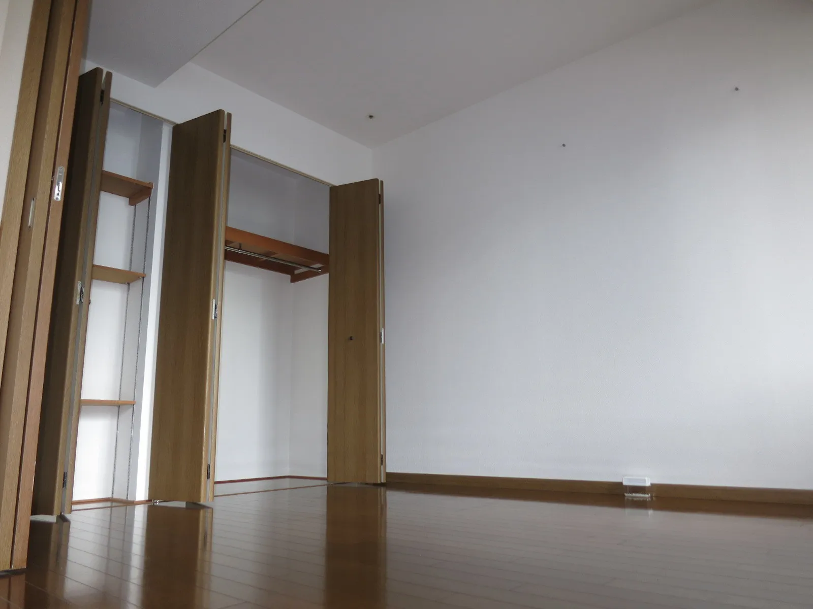 Acty Shiodome - Interior - ["Wood", "Building", "Hall"]