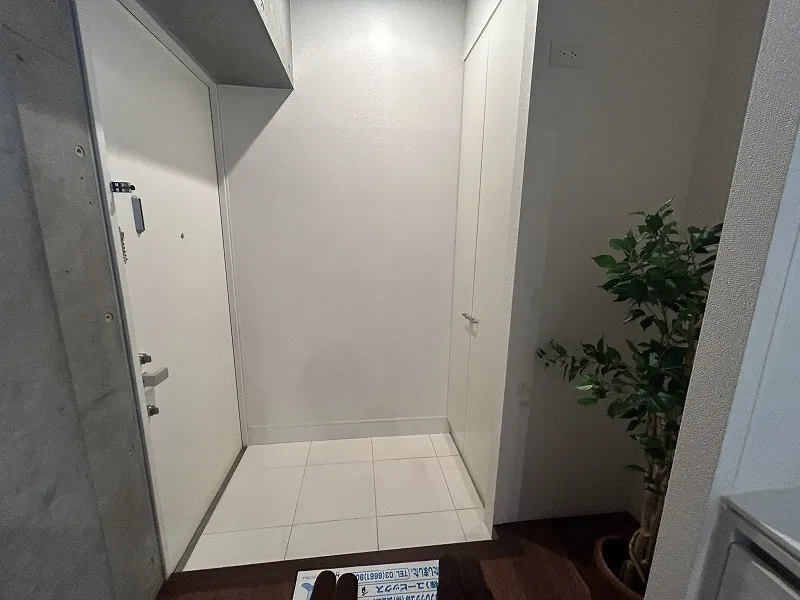 Arden Shiba Park - Interior - ["Flooring", "Floor", "Grey"]